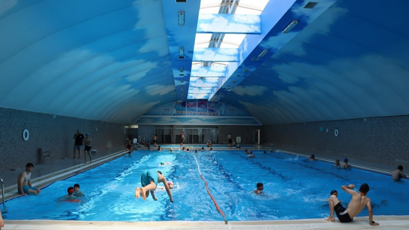 Şanlıurfa Büyükşehir Belediyesinin Yüzme Havuzlarına İlgi
