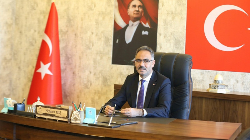 Başkan Mehmet Kuş, 23 Nisan Bayramını Kutladı