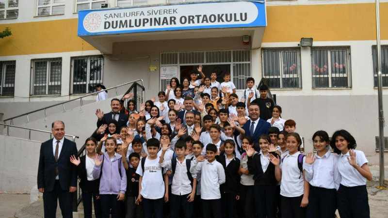 Vali Şıldak, Siverek'te Okul Ziyaretlerinde Bulundu