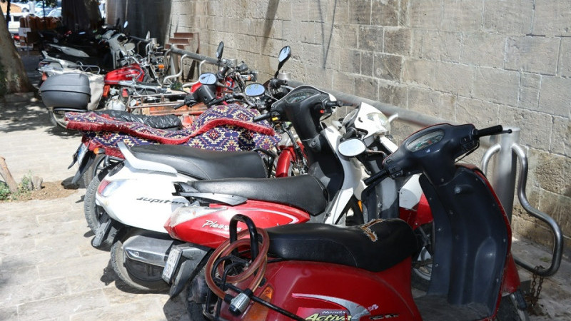 Büyükşehir Belediyesi Motosikletler İçin Park Alanı Oluşturdu