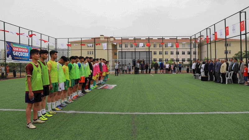 Karaköprü'de Futbol Turnuvası Başladı 
