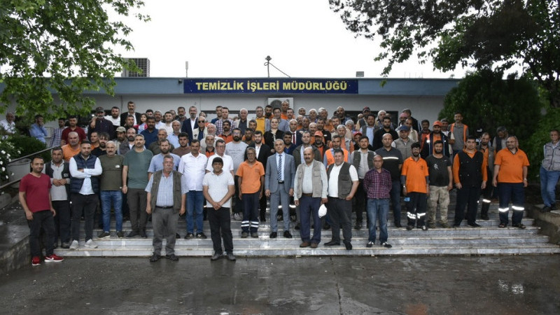 Siverek Belediye Başkan Vekili Bayram, İşçilerle Bir Araya Geldi
