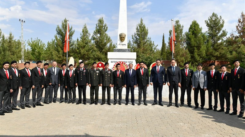 Vali Şıldak, 19 Eylül Gaziler Günü Programlarına Katıldı