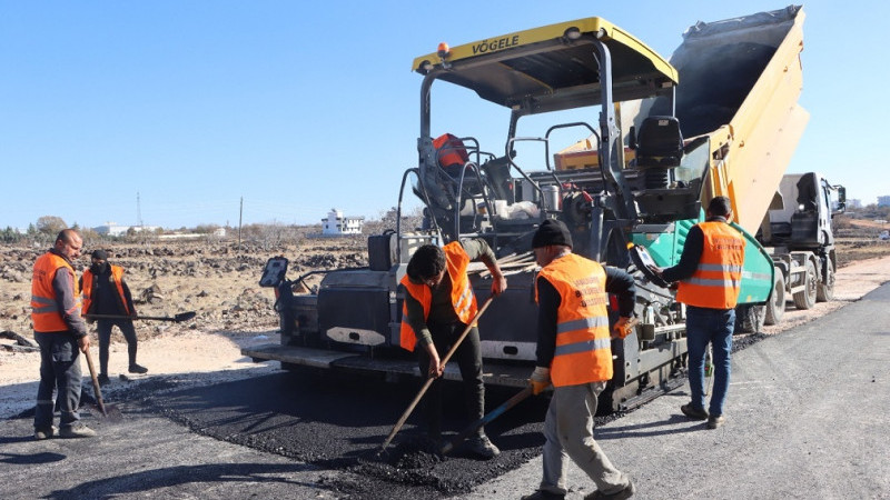 Şanlıurfa Büyükşehir Belediyesinden Siverek'e Ulaşım Yatırımı