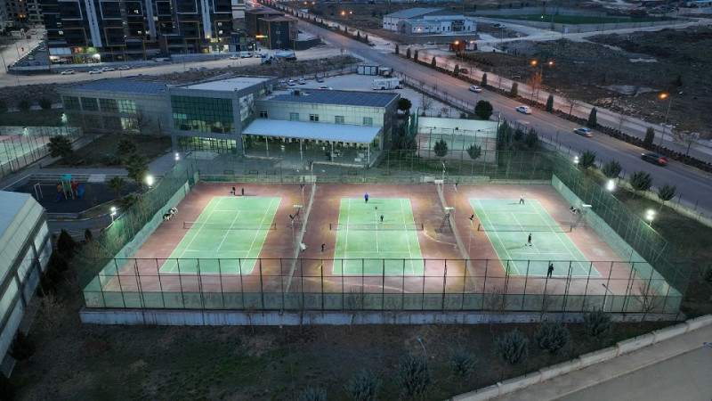  Tenis Dünyasında Işıklandırma Çalışmaları Tamamlandı
