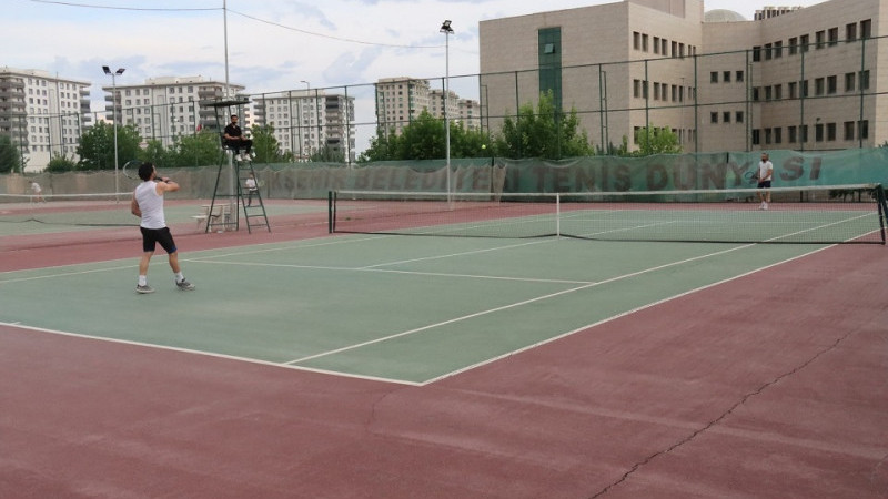 Şanlıurfa’da Gençlik Haftası Tenis Turnuvasıyla Başladı