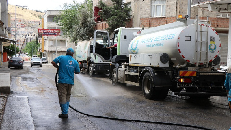 Haliliye'de Kapsamlı Temizlik Çalışmaları Sürüyor