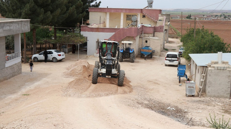 Haliliye'nin Kırsal Mahallelerinde Ulaşım Çalışmaları Sürüyor