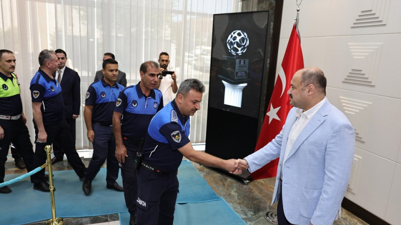 Başkan Gülpınar, Belediye Personeliyle Bayramlaştı