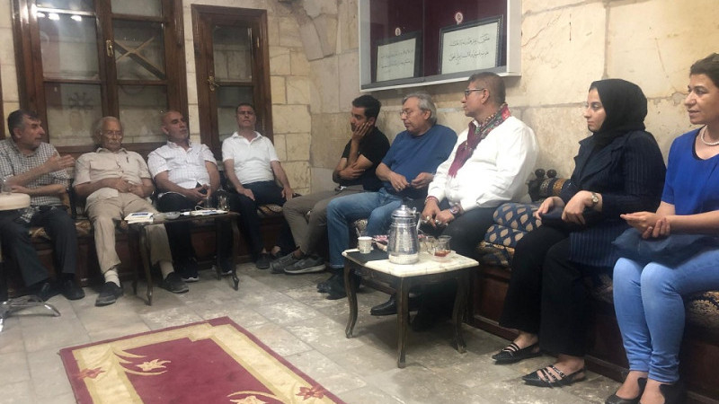 Şanlıurfa’daki Sanatçılar Kültür Merkezi Talebinde Bulundu 