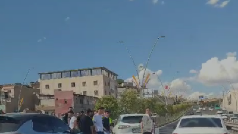 Şanlıurfa Piazza Kavşağı’nda Zincirleme Kaza: 2 Yaralı