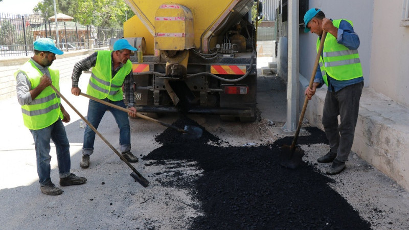 Haliliye Belediyesi Yol Yenileme Çalışmalarını Sürdürüyor