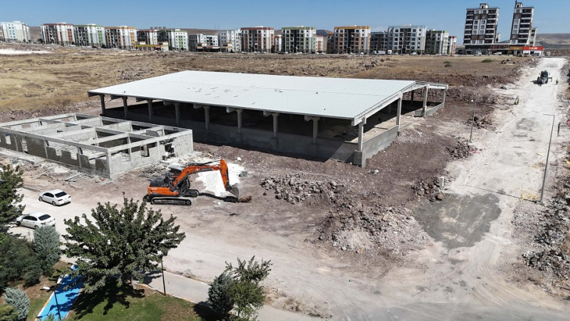 Karaköprü Seyrantepe Mahallesine Yeni Semt Pazarı Yapılıyor