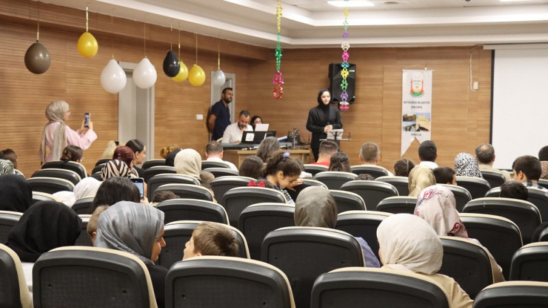 Esentepe Gençlik Merkezinde 2025 Yılı Yaz Kursları Sona Erdi