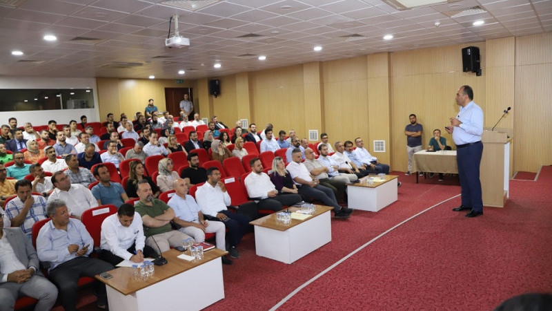Şanlıurfa’da Sağlık Yöneticileriyle Geniş Kapsamlı Değerlendirme Toplantısı Yapıldı