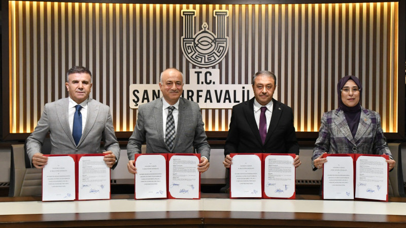 Şanlıurfa’da 40 Derslikli Okul İçin İmzalar Atıldı