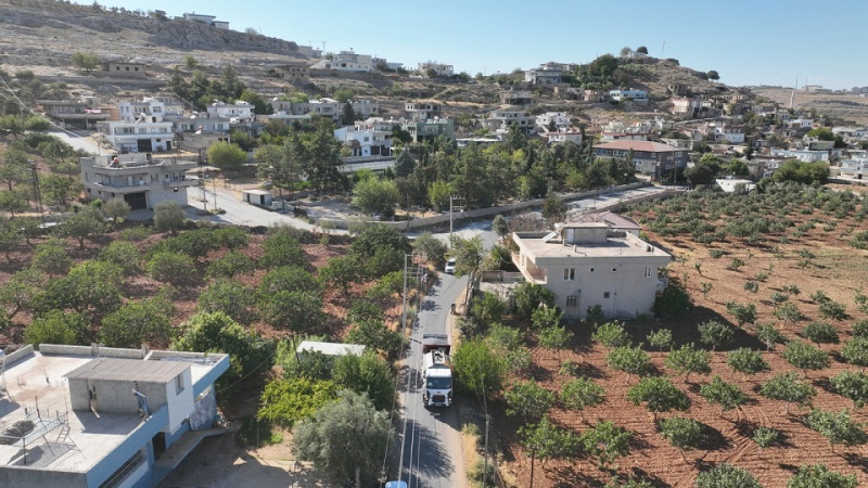 Şanlıurfa Büyükşehir Belediyesi Halfeti'de 11 Kilometrelik Yolu Yeniliyor