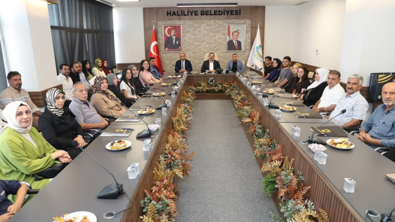 Başkan Canpolat, Başarılı Öğrencileri Ödüllendirdi
