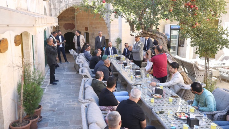 Eyyübiye’deki Temizlik Seferberliğine İşletmeler Dâhil Oluyor