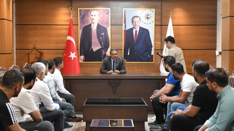Umuda Açılan Kapıdan Girenler Vali Şıldak’la Görüştü