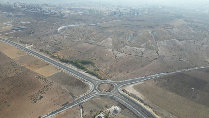Şanlıurfa Büyükşehir Belediyesi Karaköprü'ye Yeni Bağlantı Yolu Yaptı