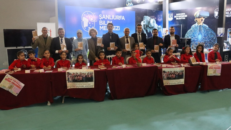 “20 Düş Yolculuğu” Adlı Kitap İlk Kez Okurlarla Buluştu