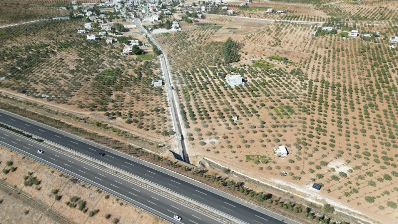 Şanlıurfa Büyükşehir Belediyesi, Birecik Kırsalında Yol Çalışmalarını Sürdürüyor