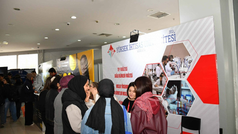 Şanlıurfalı Öğrenciler Üniversite Tanıtım ve Kariyer Günlerine Katıldı