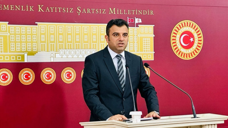 Milletvekili Ömer Öcalan, Deprem Bölgelerinde Yaşanan Sorunları TBMM'ye Taşıdı