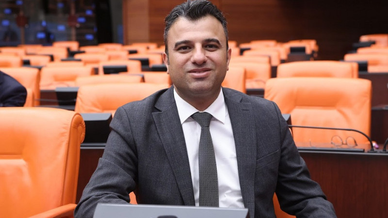 Milletvekili Ömer Öcalan, Muhtarların Sorunlarını TBMM'ye Taşıdı
