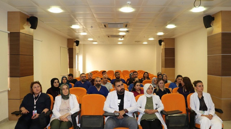 Harran Üniversitesi Hastanesinde Sağlık Çalışanların Eğitim Programı Düzenlendi