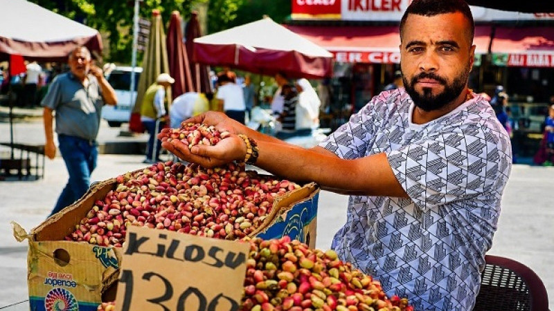 Şanlıurfa Keten Köyneği Fıstığın Kilogramı 1.300 TL'den Satılıyor