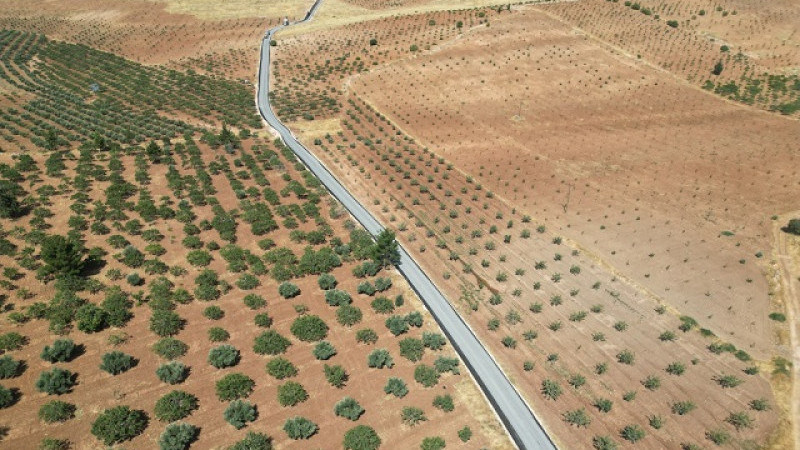 Şanlıurfa Büyükşehir Belediyesi Karaköprü Kırsalında 7 Kilometrelik Yolu Yeniledi