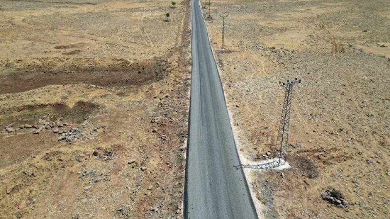 Şanlıurfa Büyükşehir Belediyesi, Siverek'te 5 Kilometrelik Yolu Yeniledi