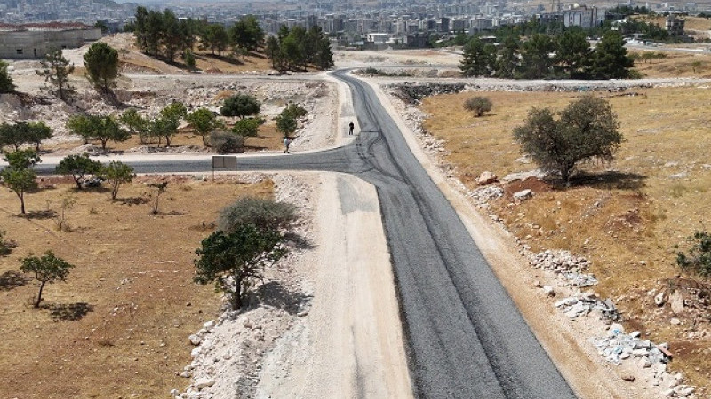 Karaköprü'de Yol Yenileme Çalışmaları Sürüyor
