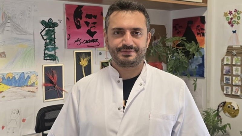 Uzmanı Uyardı: Yaz Aylarında Artan İshal Vakalarında Sıvı Kaybına Dikkat