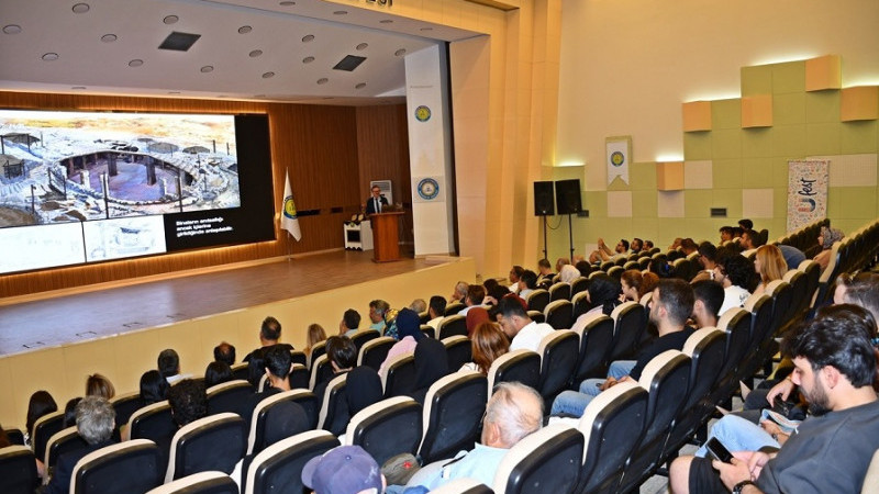 Harran Üniversitesi’nde Neolitik Dönem Kazıları Konuşuldu