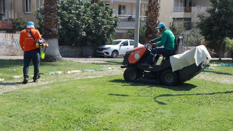 Haliliye'deki Parklarda Yenileme Çalışmaları Başlatıldı
