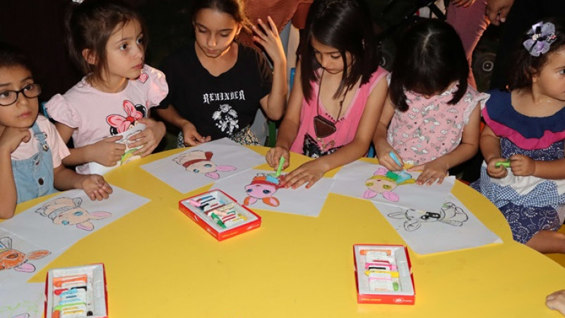 Karaköprü'de Çocuklara Gezici Kütüphane Etkinkinği Düzenlendi