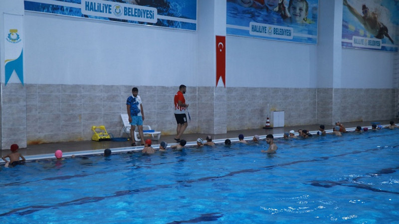 Haliliye'deki Yüzme Kursları Yoğun İlgi Görüyor