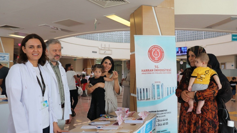 Şanlıurfa Harran Üniversitesi Hastanesinde Anne Sütü Bilgilendirme Standı Açıldı