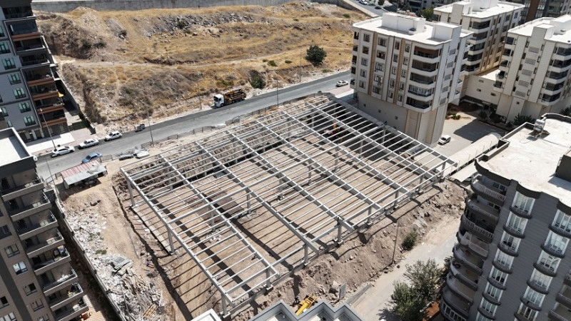Karaköprü Akbayır Mahallesinde Semt Pazarı Yapılıyor 