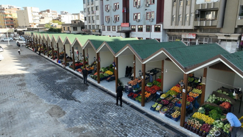 Büyükşehir Belediyesi Manavlar Dünyası’nı Modern Hale Getirdi