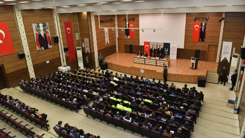 Şanlıurfa'da Okul ve Okul Çevresi Güvenliği Değerlendirme Toplantısı Yapıldı