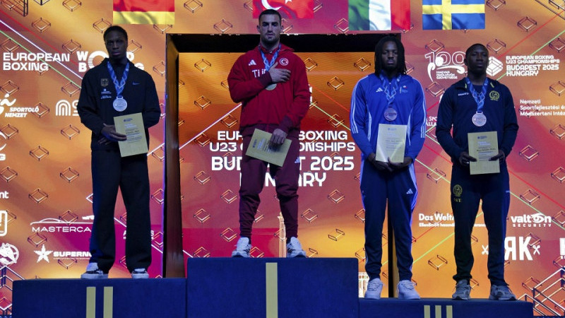 Şanlıurfalı Boksör Emrah Yaşar, U23 Avrupa Şampiyonu Oldu