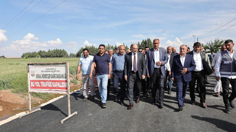 Şanlıurfa Büyükşehir Belediyesi Kırsalda 1296 Kilometre Yol Yapımı Gerçekleştirdi