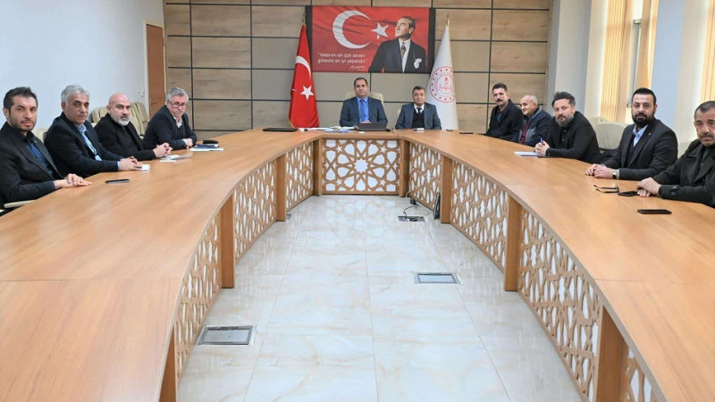 13 İlçe Lise Müdürleriyle 