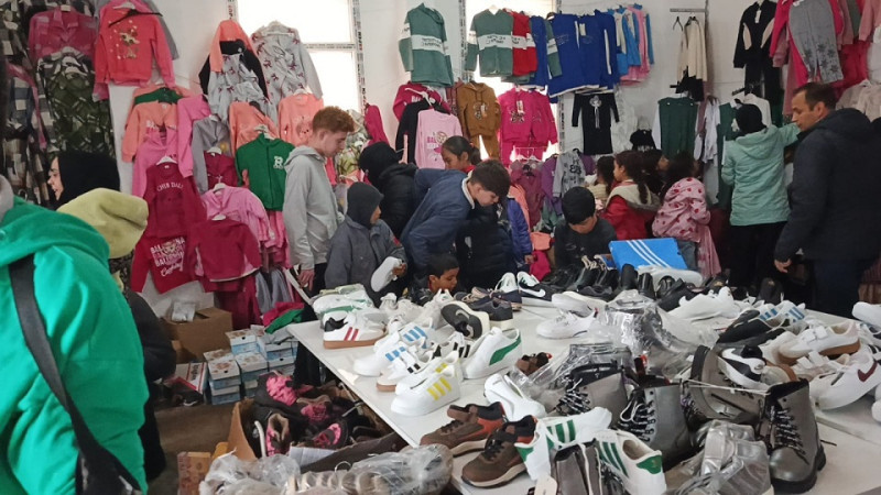 Hollandalı Gurbetçilerden Akçakale’de 1500 Çocuğa Bayram Sevinci