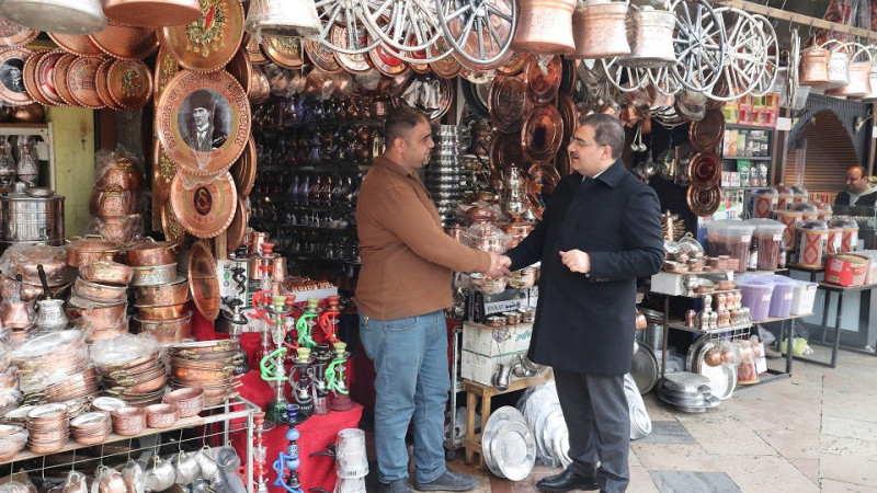 Başkan Canpolat, Esnaf ve Vatandaşları Ziyaret Etti