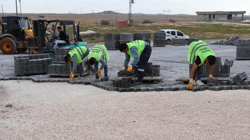 Haliliye İlçe Genelinde Yol Yapım, Bakım ve Onarım Çalışmaları Sürüyor